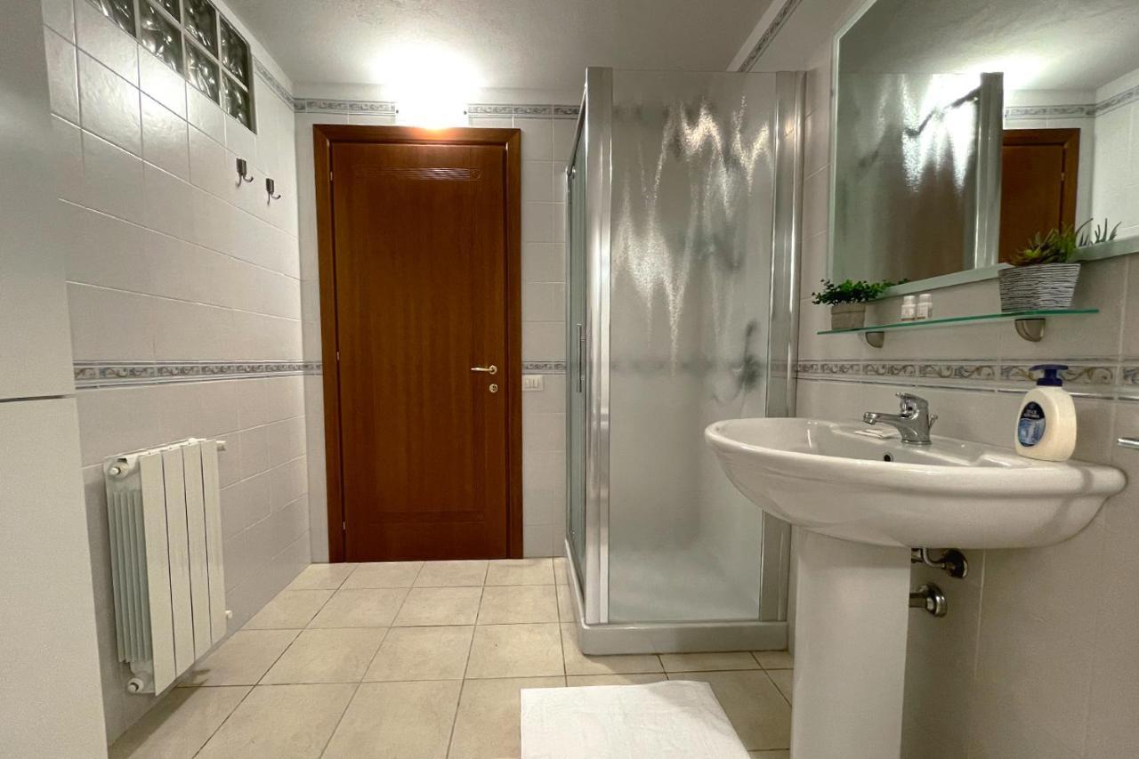 Aristanis Home Vacation Apartment 오리스타노 외부 사진