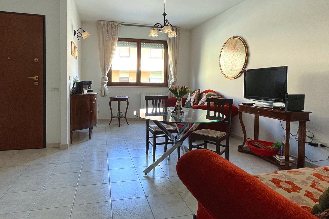 Aristanis Home Vacation Apartment 오리스타노 외부 사진