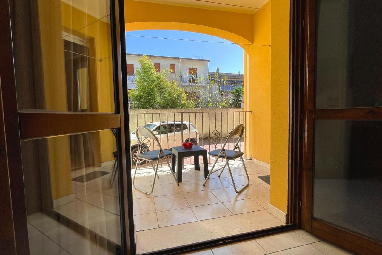 Aristanis Home Vacation Apartment 오리스타노 외부 사진
