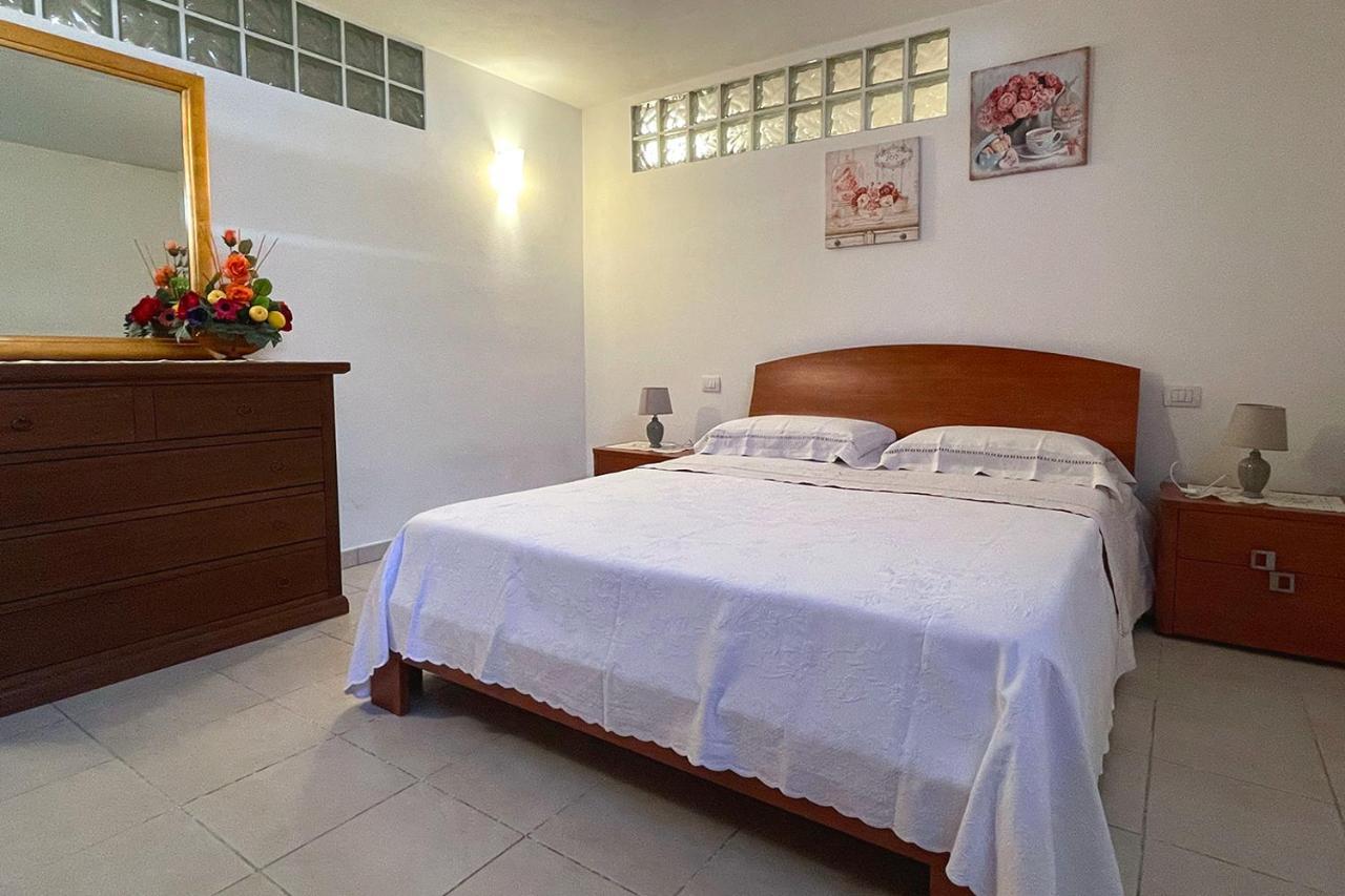 Aristanis Home Vacation Apartment 오리스타노 외부 사진