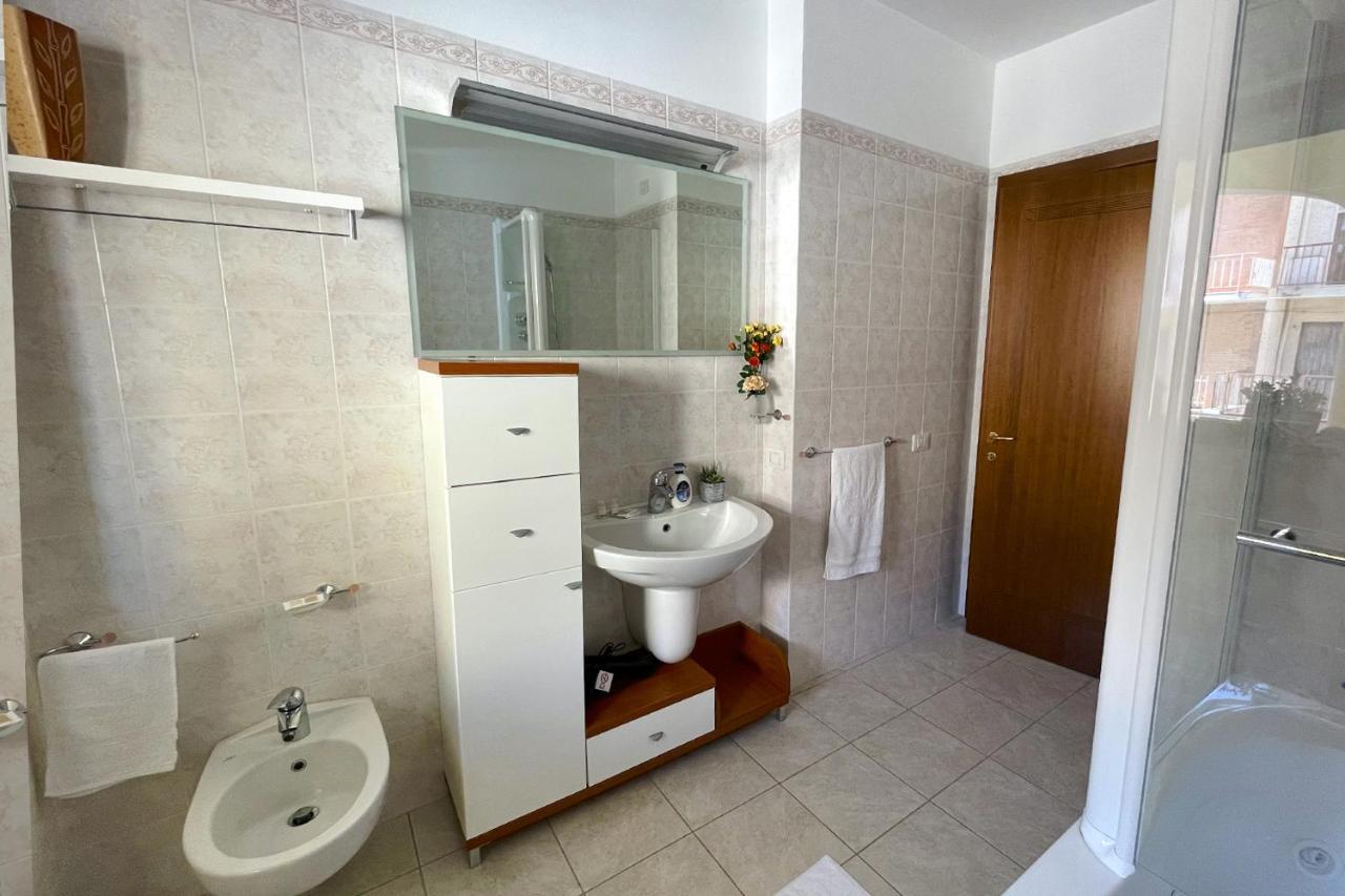 Aristanis Home Vacation Apartment 오리스타노 외부 사진